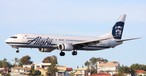 alaksa airlines boeing 737 900 n302as