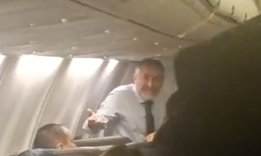 Der türkische Finanzminister Nebati: Stritt mit anderen Reisenden.