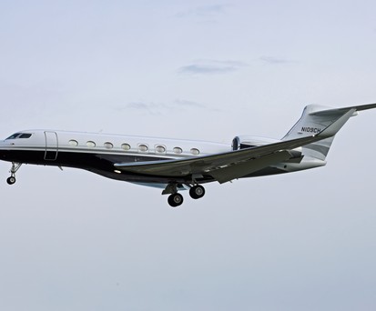 Gulfstream G650: Ließ sich der Sohn des Ex-Präsidenten samt Gattin einladen?