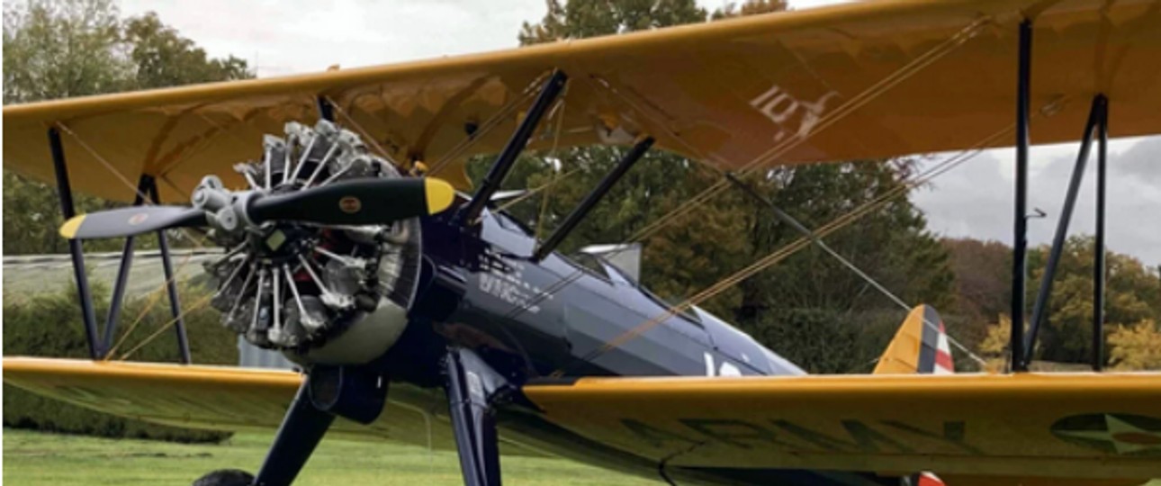 Die Boeing Spearman aus dem Jahr 1949 vor dem Unfall: Das Flugzeug kollidierte mit einer Windkraftanlage.