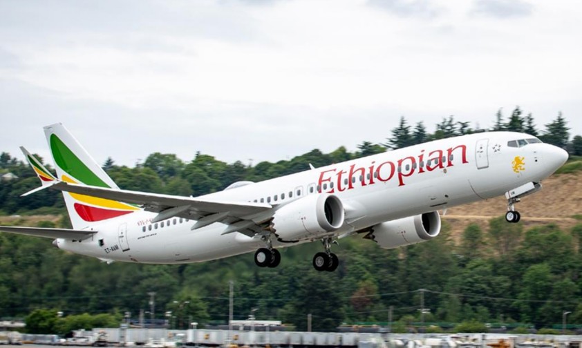Boeing 737 max von Ethiopian: Steht in Athen fast einen Tag am Boden.