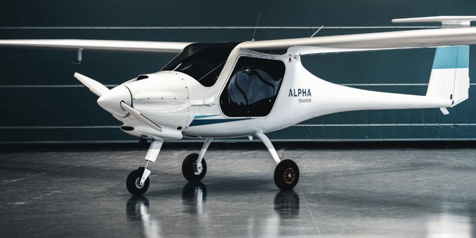 Platz 10: Pipistrel <span data-sheets-root="1" data-sheets-value="{&quot;1&quot;:2,&quot;2&quot;:&quot;Alpha Trainer ASTM&quot;}" data-sheets-userformat="{&quot;2&quot;:513,&quot;3&quot;:{&quot;1&quot;:0},&quot;12&quot;:0}">Alpha Trainer:  53 </span>Stück verkauft.