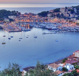 Port de Sóller auf Mallorca: Ab dem 21. Juni öffnet Spanien die Tore für Touristen.