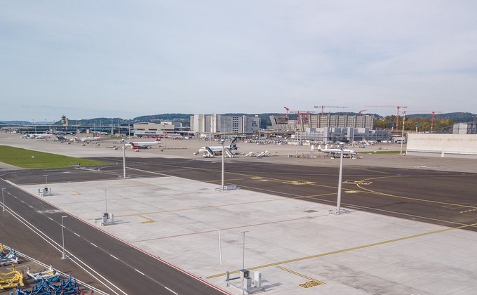 Die Standplätze namens Golf: Bald parken hier Flieger.