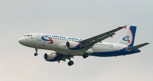 A320 von Ural Airlines: Auch bei der Airline kam es kürzlich zu Problemen mit einem Triebwerk.