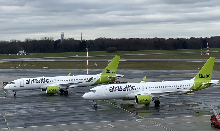 air baltic airbus a220 hamburg
