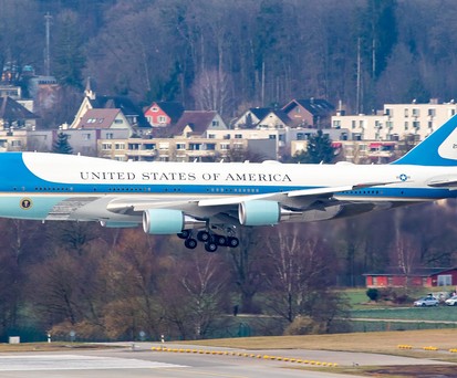 Die 92-9000, hier zu sehen bei einer Landung in Zürich: Beendet ihre Karriere als Air Force One.