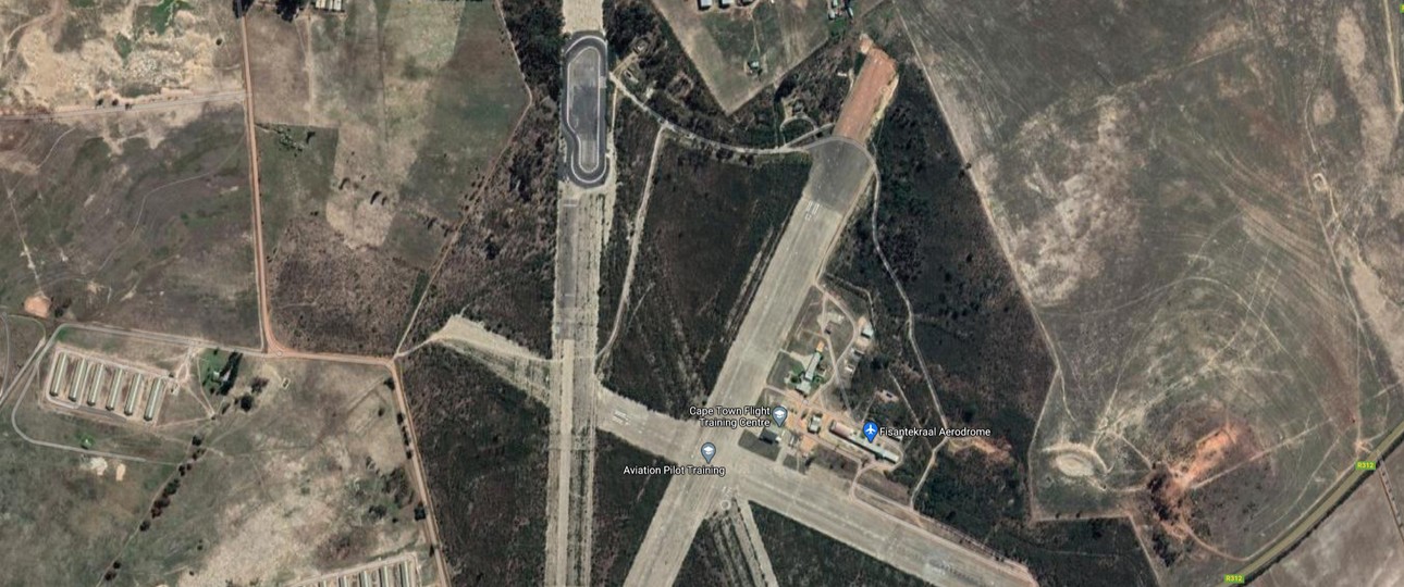 Der Flughafen von oben: Hier soll dem Flughafen Kapstadt Konkurrenz gemacht werden.