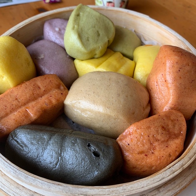 Six-Seasons-Teahouse-Buns