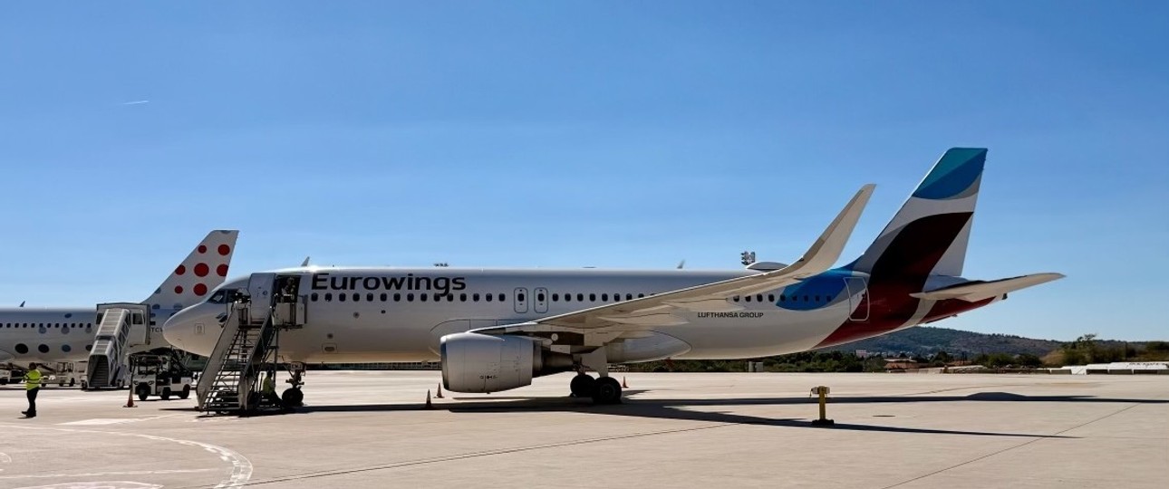 Airbus von Eurowings: Die Lufthansa-Tochter prüft Kurzarbeit für den Winter.