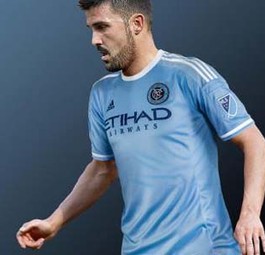 David Villa: Kickt mit Etihad auf der Brust für New York.