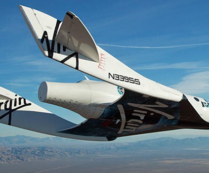 Spaceship Two von Virgin Galactic mit sechs Sitzplätzen: Bei Virgin plant man sowohl Rund- als auch Linienflüge in der langen Frist. 2013 soll es in den Dienst treten.