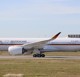 Der zweite deutsche Regierungs-A350 trägt das Kennzeichen 10+01 und Taufnamen Konrad Adenauer.