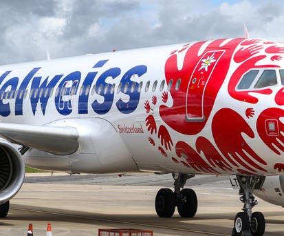 Airbus A320 von Edelweiss: Trägt Spezialbemalung zu Ehren der Help Alliance.