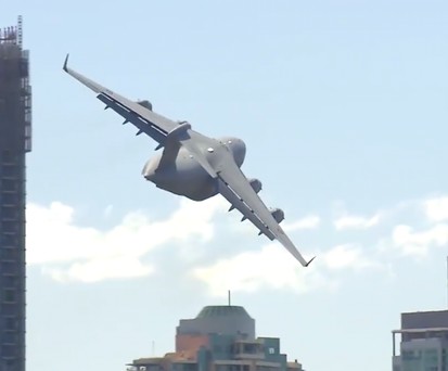 Flugshow in der Innenstadt