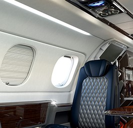 Kabine der Phenom 300E: Futuristisch und geräumig.
