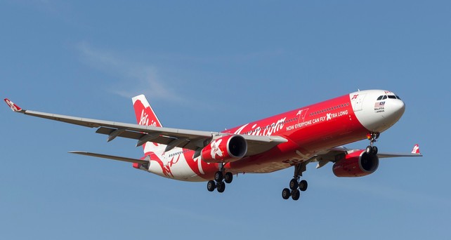 Airbus A330-300 von air Asia X: Im Juni fliegt die airline täglich nach Gatwick.