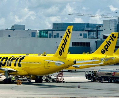 Flieger von Spirit Airlines: Die Fluggesellschaft braucht weniger