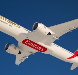 Emirates bestellte 156 Boeing 777X fest und sicherte sich 50 Optionen. Mittlerweile sind es nur noch 115 fixe Orders plus 61 Optionen. Einst gehörten 35 der kleineren Boeing 777-8 zur Bestellung, mittlerweile führen Airline und Hersteller nur noch 777X auf, ohne eine Aufteilung in 777-8 und 777-9 zu nennen.
