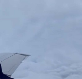 Mit einem Propellerflugzeug ins Auge von Sturm Ida