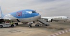 Boeing 737 Max 8 von Tui Airways: Der Reiseveranstalter fliegt Kundinnen und Kunden über den Flughafen Al-Ain aus.