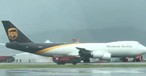 Boeing 747-8 von UPS: Die Feuerwehr löschte das Feuer