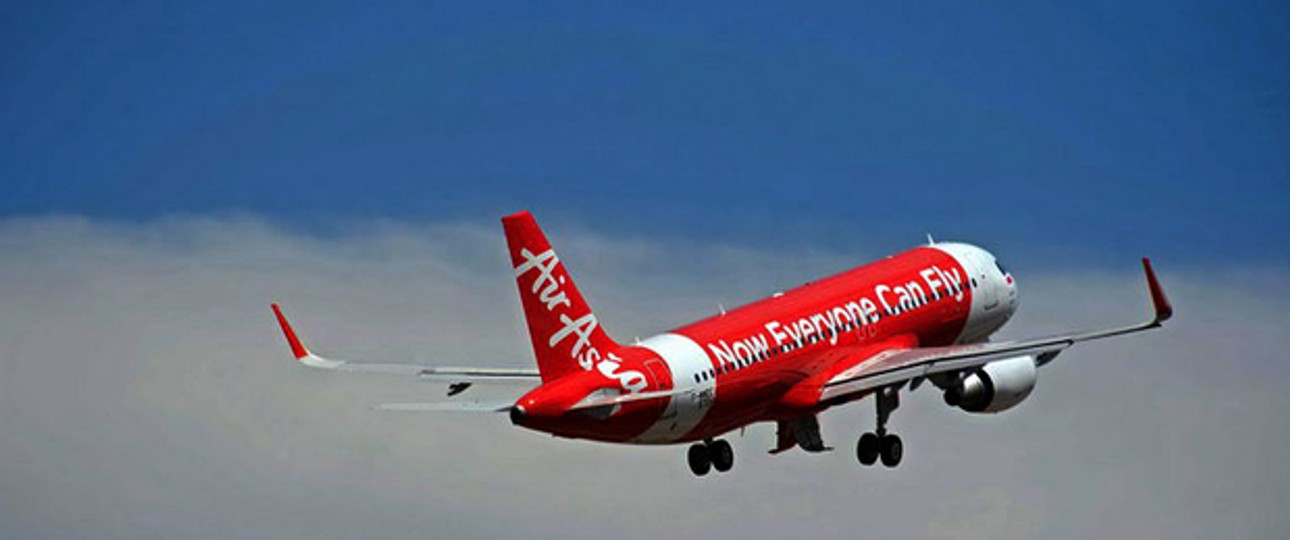 Air-Asia-Jet: Unangemessene Worte im Bordmagazin.