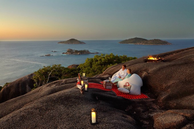 Zil Pasyon Sunset Cocktail