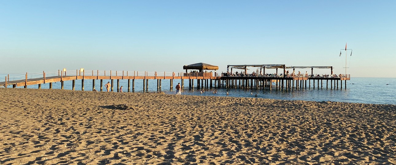 Strand an der türkischen Riviera: Russinnen und Russen gehören zu den häufigsten Gästen.