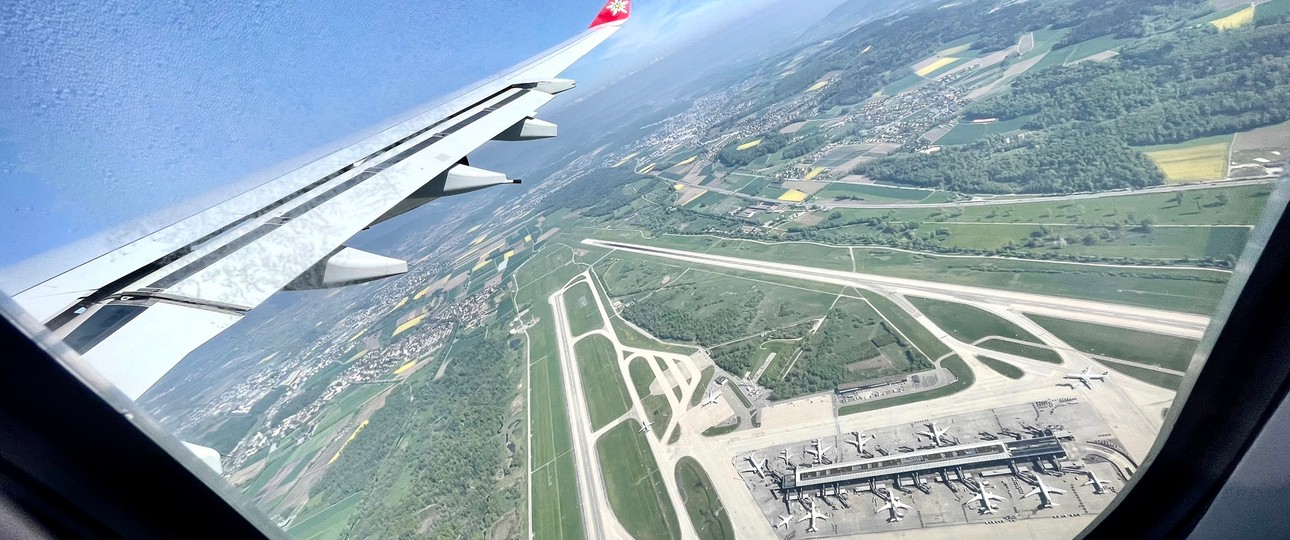 Blick auf die Pisten 32 und 34: Der Flughafen Zürich will zwei seiner drei Bahnen erweitern.