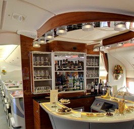 Bar-Bereich des Airbus A380: Google bietet Einsichten für jedermann.