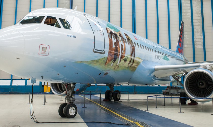 Der Bruegel-Flieger von Brussels Airlines: Der Airbus A320 ...