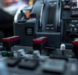 Cockpit: Wer hier sitzt, muss flugtauglich geschrieben sein.