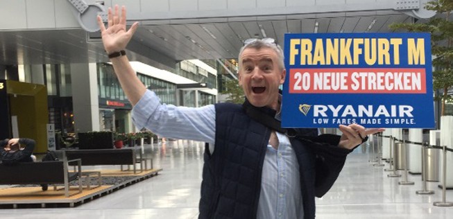 Ryanair-Chef Michael O'Leary war sich nie zu schade, die Angebote seiner Airline persönlich zu beworben.