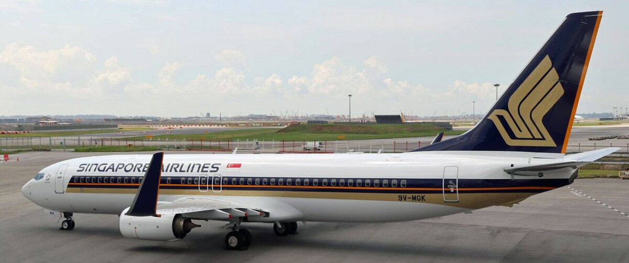 Boeing 737 in den Farben von Singapore Airlines: Eine Premiere.