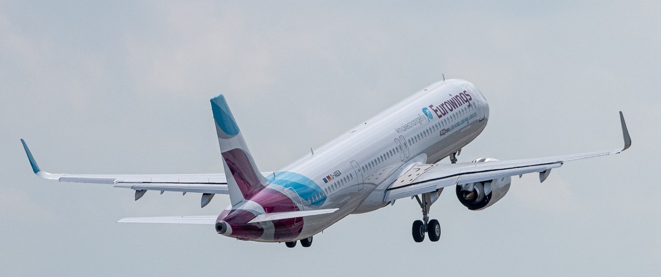 Ein Airbus A321 Neo von Eurowings: Solche ein Flugzeug übernachtete außerplanmäßig in Wien.