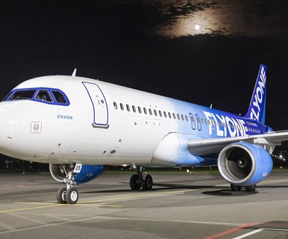 Flugzeug von Fly One: Die Airline fliegt mit Airbus A320 und A321.