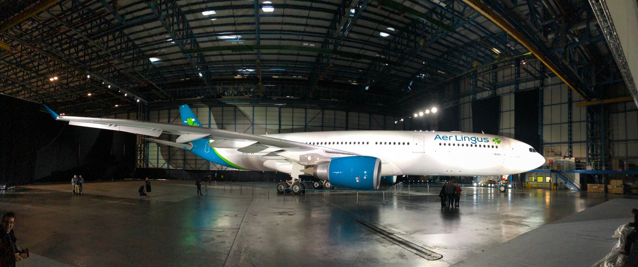 Anders als bei Virgin Australia profitieren bei Aer Lingus Fluggäste auf Transatlantikflügen von kostenlosem Wlan. Auch die  A321 LR der Iren bieten kostenloses Surfen.