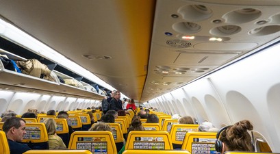Ryanair-Kabine: Die Airlien will verschärft gegen Gepäcksünder vorhgehen.