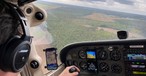 Anflug auf den Flugplatz Schönhagen: Kleinere Plätze könnten auch ohne Flugleiter auskommen.