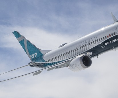 Boeing 737 Max: Hat nur zwei Anstellwinkelsensoren.
