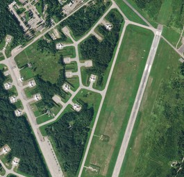 Die Standplätze am Flughafen Pskov am 16. August ...
