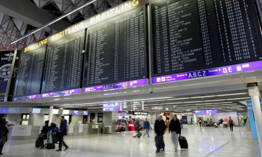 Auch der größte deutsche Flughafen in Frankfurt steht auf Stufe 3.