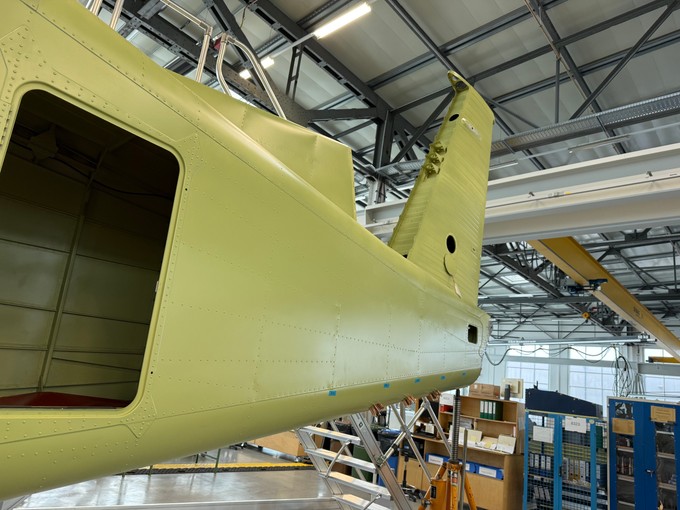 ... des neuen Flugzeuges ...