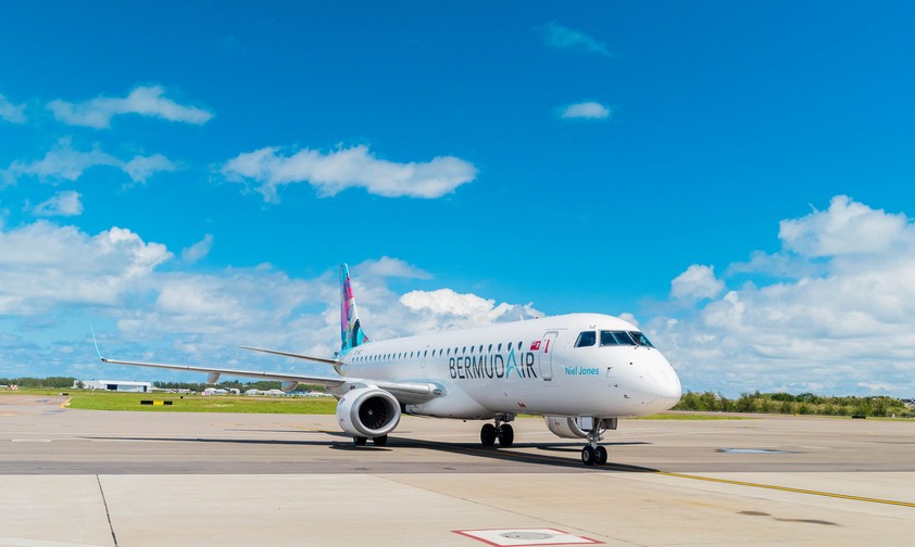 Embraer E-Jet von Bermudair: Die Fluggesellschaft setzt derzeit noch auf E175 und E190.