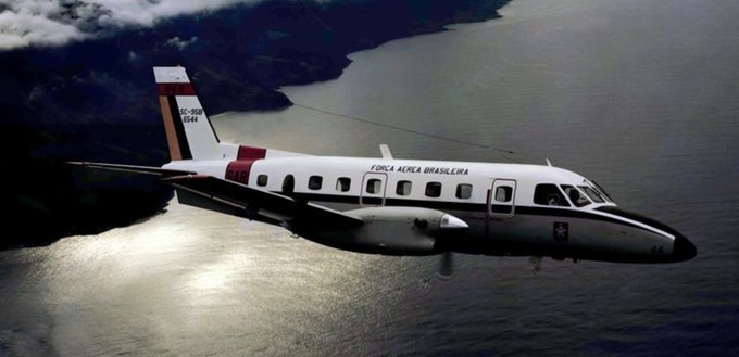 Eine EMB 110 Bandeirante der brasilianischen Luftwaffe, die das Modell seit Februar 1973 betreibt.
