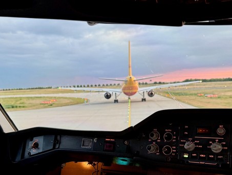 Cockpit des Airbus A300: Leistungsträger in der Flotte von DHL.