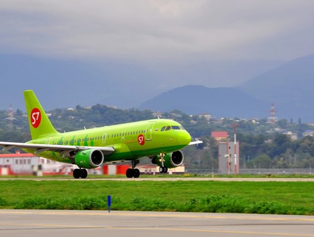 Airbus A319 von S7 Airlines: Landen dürfen nur noch Kapitäne.