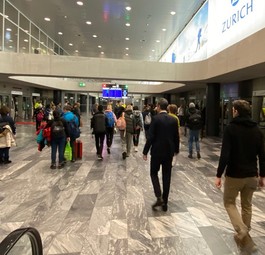 Die Skymetro des Flughafens Zürich wird täglich von rund 18.000 Menschen genutzt.