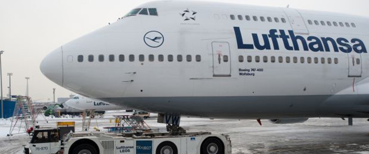 Versuchsreihe in Frankfurt: Erste TaxiBots werden von der Lufthansa getestet.